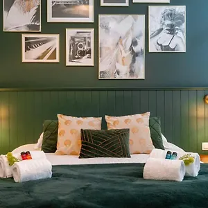 Huswell - Stylish In The Heart Of Apartment Brügge